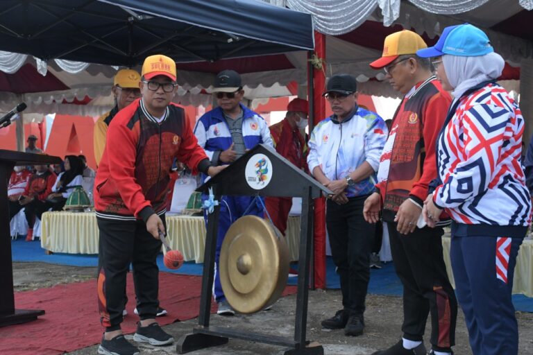 Pembukaan Porprov IV Sulbar, Maksimalkan Pembinaan Atlet Lokal Menuju PON