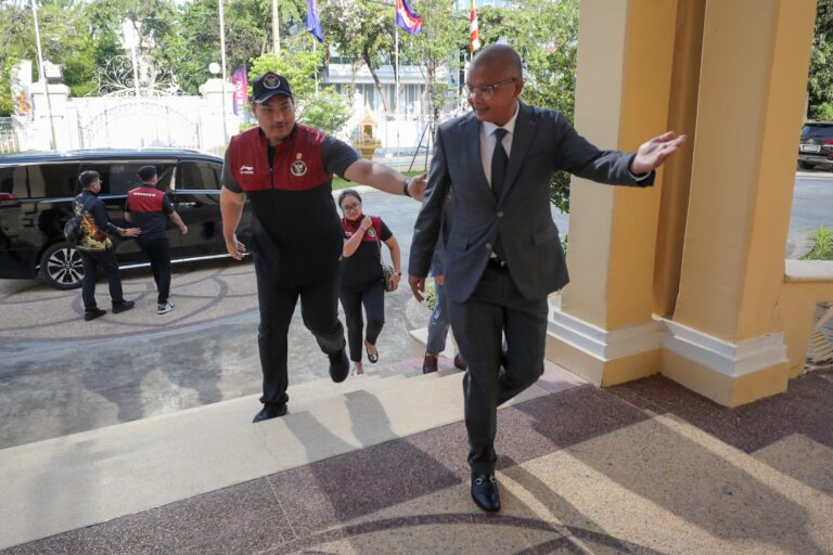 Menpora Dito Beri Dukungan Langsung Kepada Kontingen Indonesia di SEA Games 2023 Kamboja