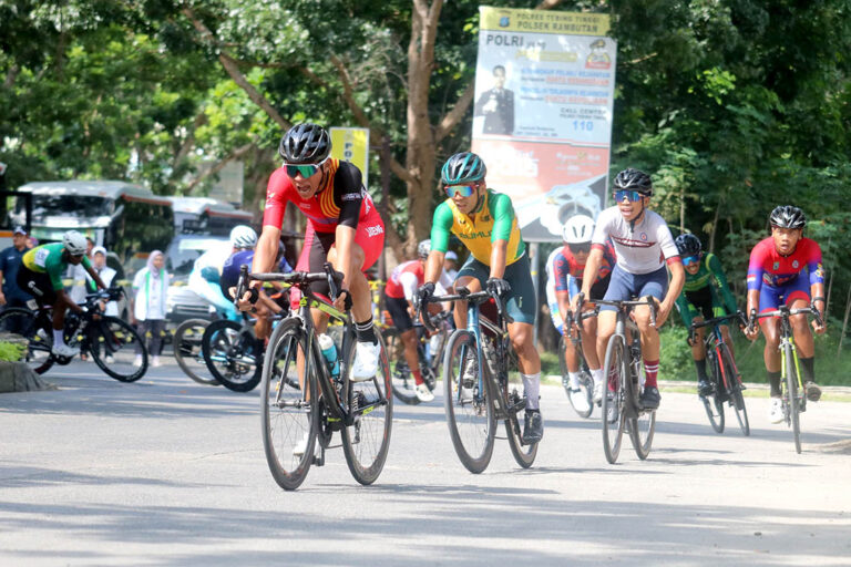 Pebalap Sepeda Sulbar Belum Persembahkan Medali, Syahrir Hamdani: Kita Tetap Apresiasi