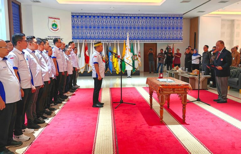 Pelantikan Pengurus KONI Sulbar, Syamsul Samad: Mari Bekerja, Bukan Sekadar Rutinitas